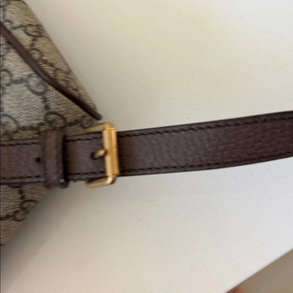 Gucci Brown GG Supreme Canvas Crossbody Bag with Red & Green Stripe